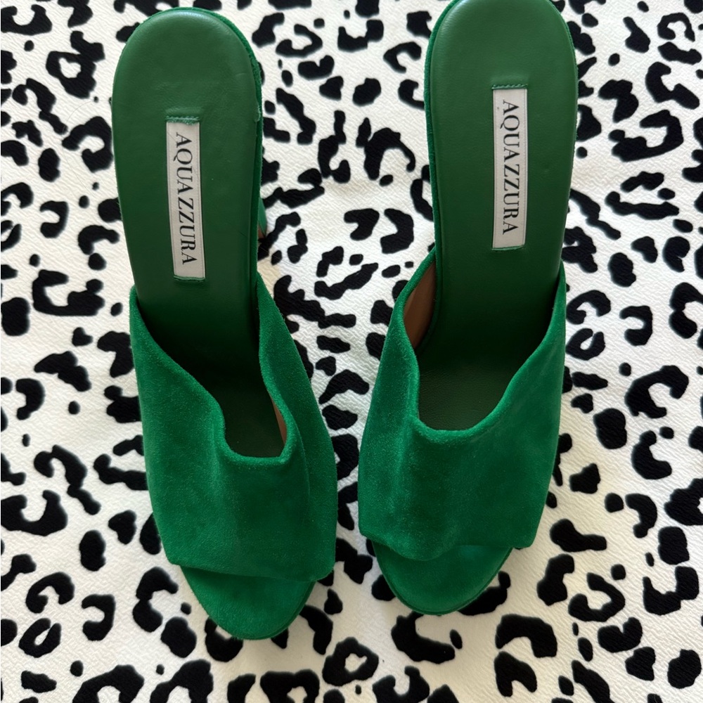 STUNNING KELLY GREEN SUADE AQUAZZURA MULES 💚 - Picture 3 of 6